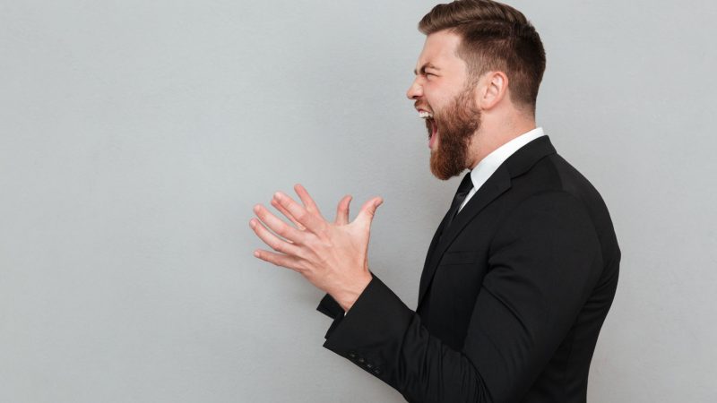 Você já ouviu gritos no trabalho?